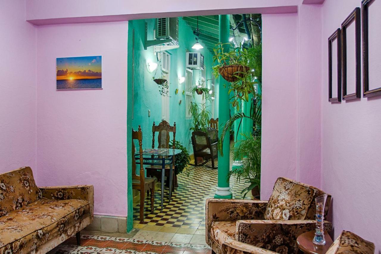 Hostal Familia Rivalta Apartment San Miguel Екстериор снимка