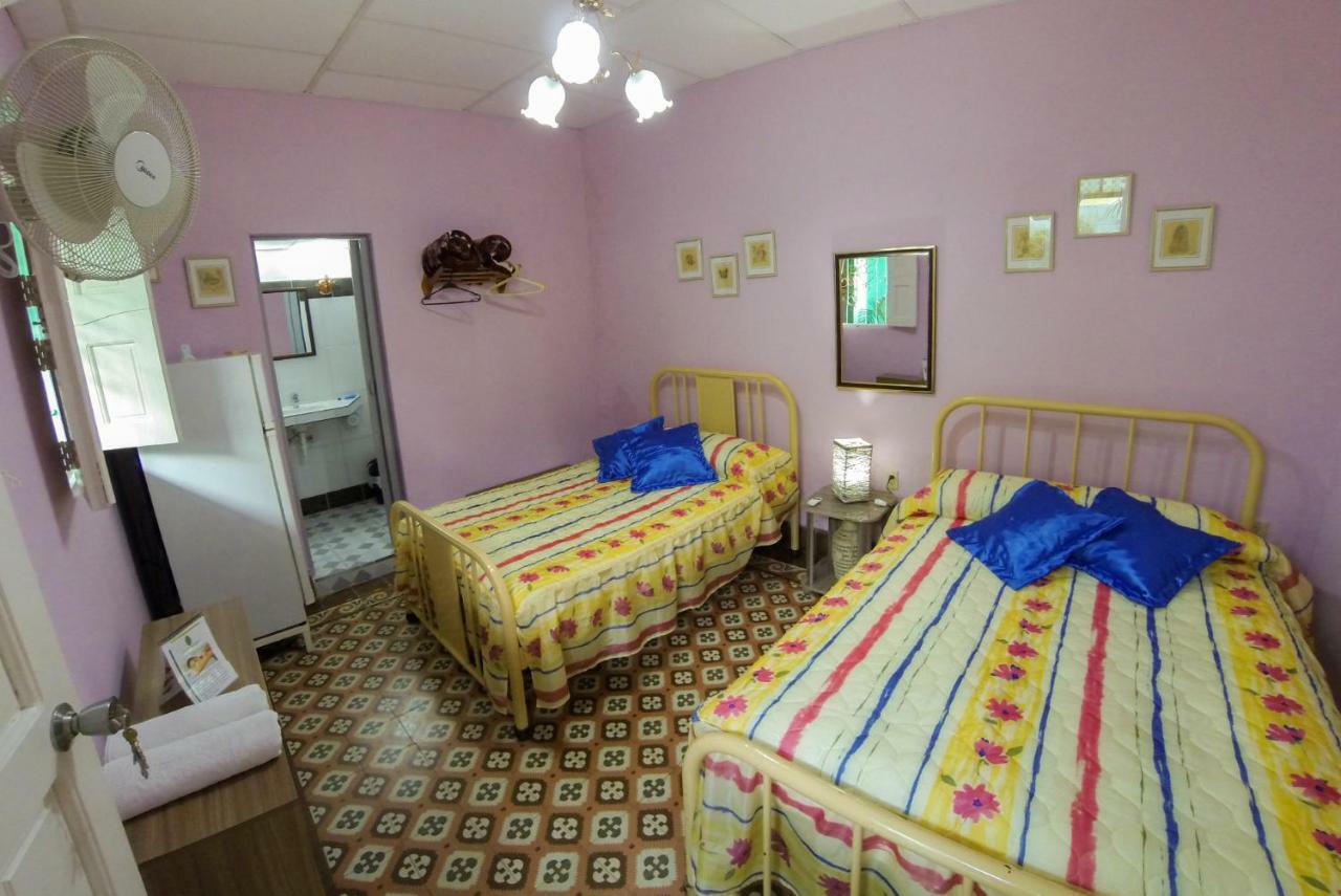 Hostal Familia Rivalta Apartment San Miguel Екстериор снимка