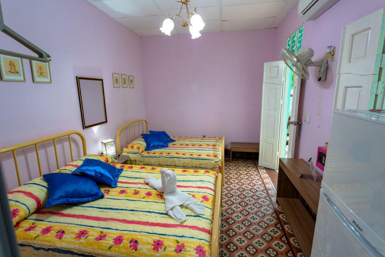 Hostal Familia Rivalta Apartment San Miguel Екстериор снимка